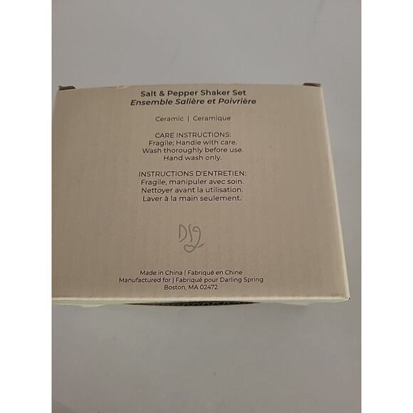 Darling Spring Salt Pepper Shaker Set NEW Farmhouse Ceramic Stoneware Green - Picture 7 of 8